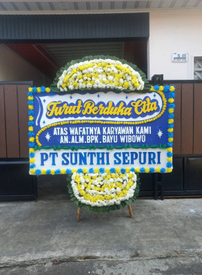 Papan Bunga Duka di Halmahera Barat